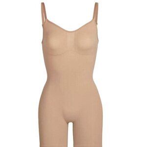 Women's SKIMS Sculpting Seamless Med Thigh Bodysuit Nude Size L/XL EUC #0468